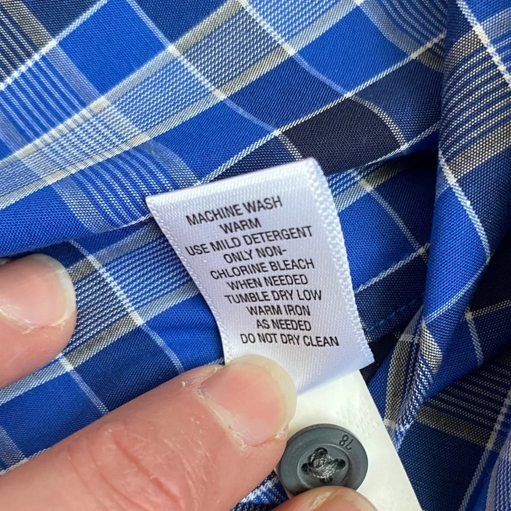 Banana Republic slim fit Blue Checkered Button-Down Shirt